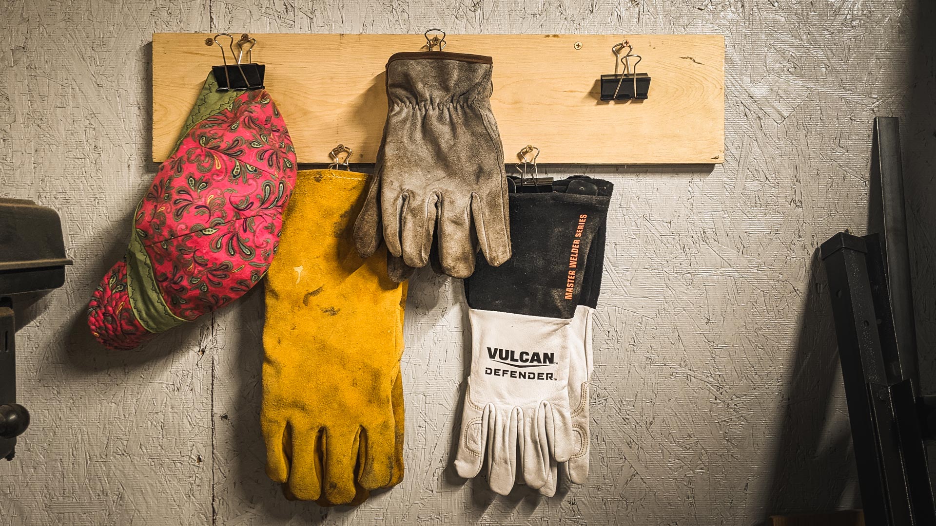 Super Easy DIY Work Glove Organizer Garage Hobbyist